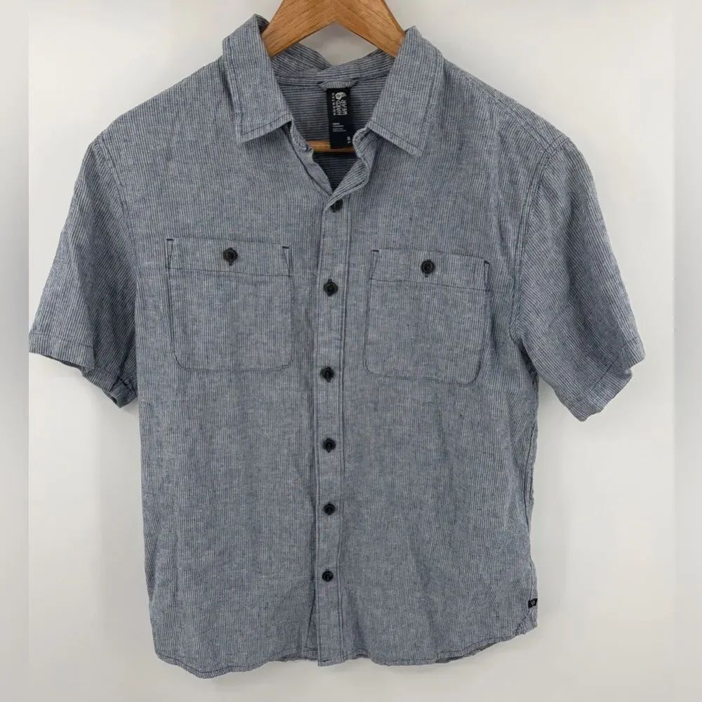 Mountain Hardware Huxley short sleeve button up dual chest pocket mens S camping